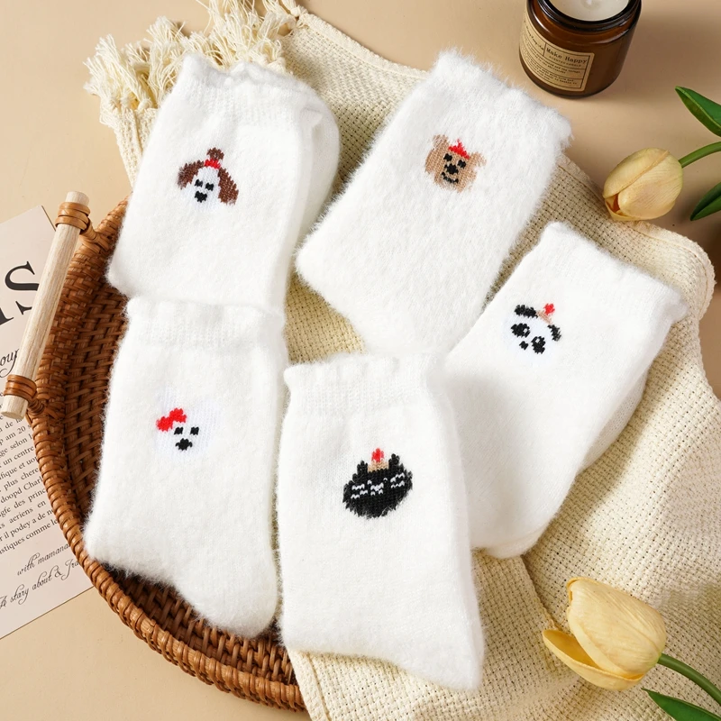 

Милые женские флисовые носки из мультфильма норки, белые носки средней длины, зимние утолщенные бархатные теплые домашние носки с эластичными манжетами для сна