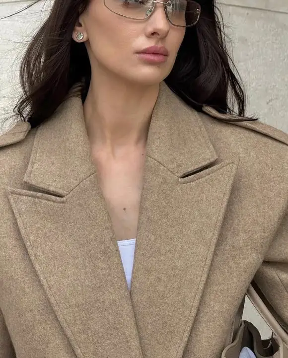 Women's Autumn And Winter High-end Temperament Style Woolen Suit with Fashionable Big Collar Casual Chic Short Jacket for Ladies