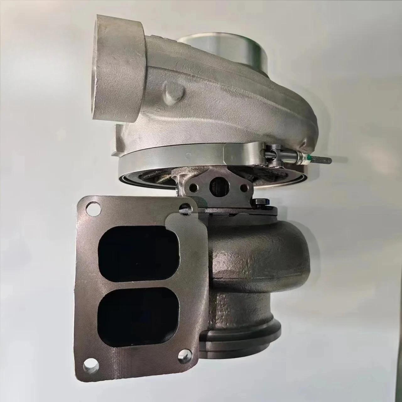 Factory Price 704322-5001 High Quality Detroit MTU GT5002 Turbocharger 23524238 for Detroit Engine