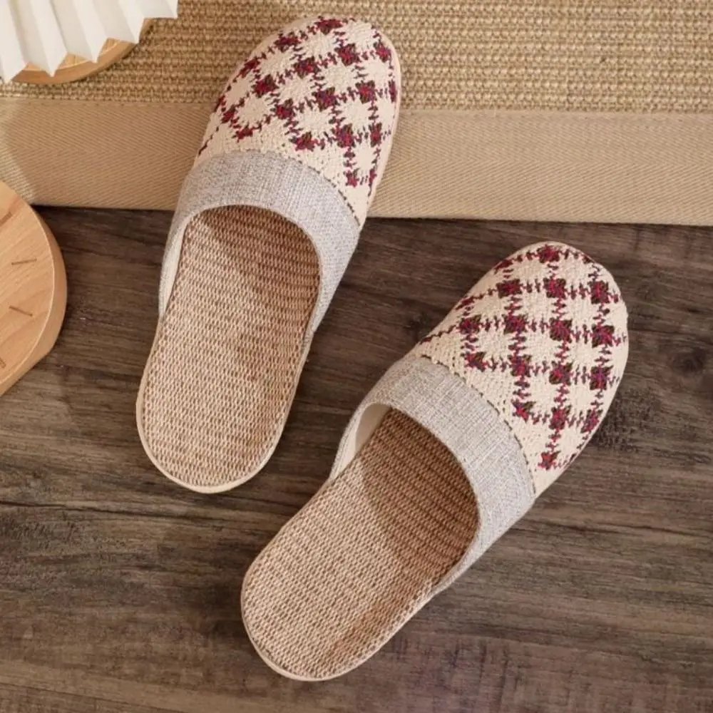

Hollow Out Flax Slippers Women Non-Slip Soft Sole Closed Toe Linen Slippers Flowers Sweat Absorption Flat Slippers