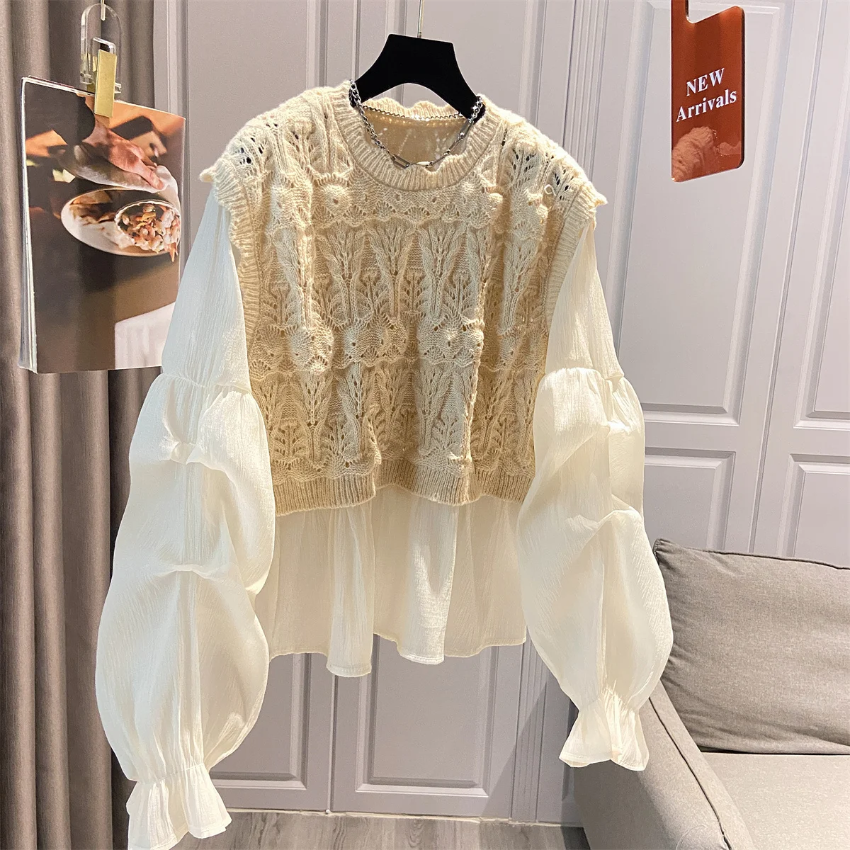 Elegant French Lace Sleeve Sweater Women\'s Fake Two Patchwork Women\'s Tops Sweet Knit Vest Sweater