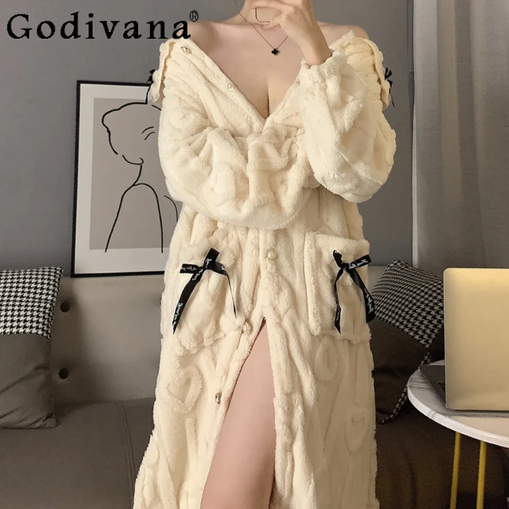 Pajamas Women's Autumn Winter Fleece Thickened Coral Fleece Nightgown Medium and Long Court Style Bathrobe Nightgowns Robe