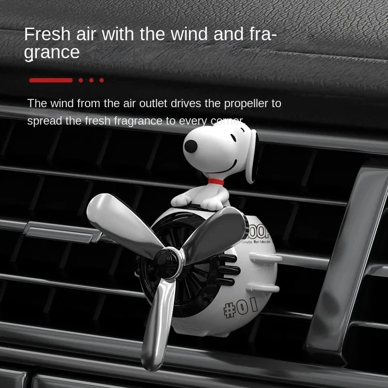 Ambientador de aire para coche Snoopy de Anime, salida de aire bonita para coche, hélice de aromaterapia, decoración, juguetes, accesorios, modelo, regalos de cumpleaños