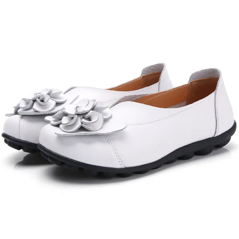 Summer Soft Genuine Leather Flat Slip On Loafers Women Ladies Shoes with Flowers for Nurse Mother Working Walking Driving