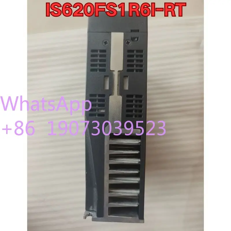 Servo drive IS620FS1R6I-RT usado em boas condições de funcionamento