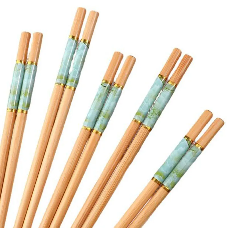 10 Pairs Wooden Antiskid and Mildew Proof Chopstick Household Dinner Tableware Chopsticks Health Material Eatting Accessories