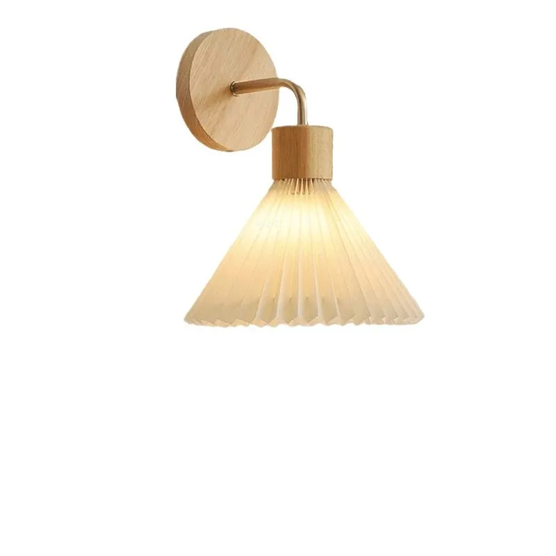 

Medieval cream wall lamp, bedroom bedside lamp Nordic log style, simple