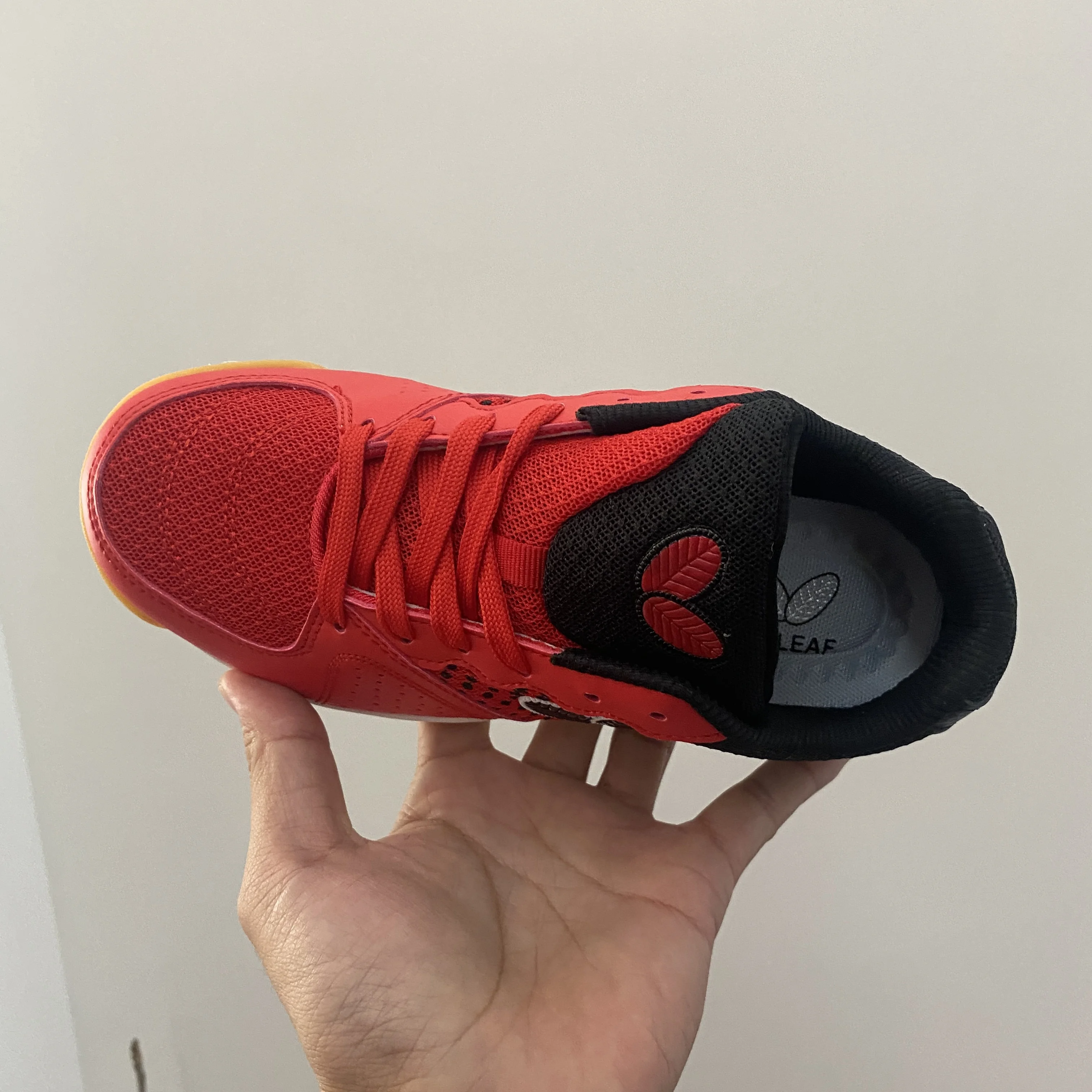 

New men's and women's table tennis shoes comfortable non-slip sports badminton shoes professional training shoes