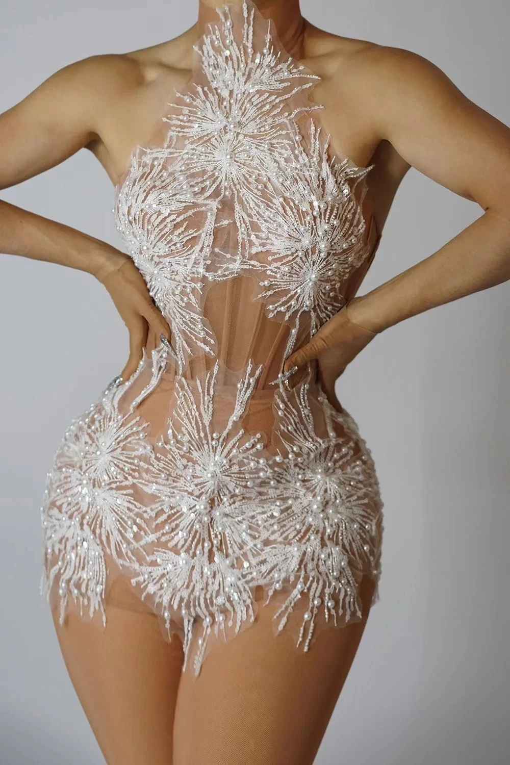 Vestido de lantejoulas pérola transparente para mulheres, saia traseira aberta, decote feminino, comemoração do Natal, festa noturna no palco, sexy, nova chegada, 2023