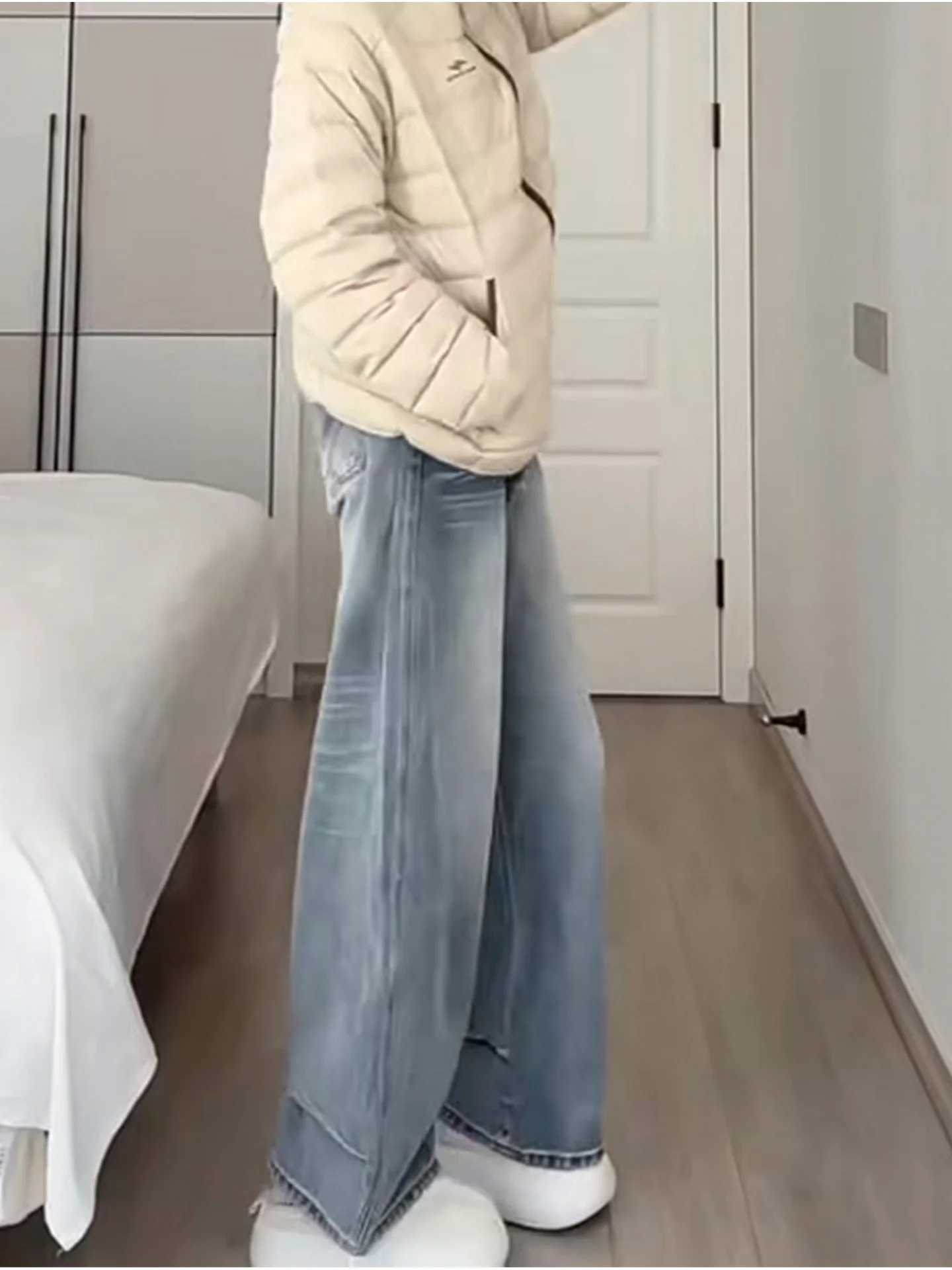 Dżinsy wyszczuplające w dużych rozmiarach, damskie spodnie z wysokim stanem i szerokimi nogawkami, codzienne, z efektem sprania, rozkloszowane spodnie typu bootcut.