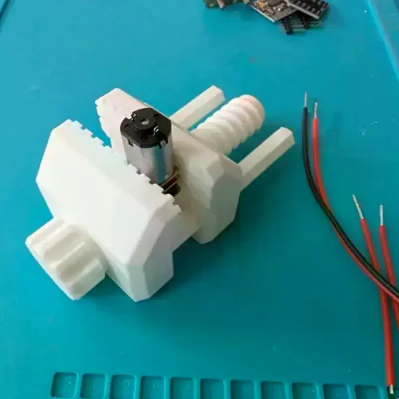 

Mini Vise Adjustable Height Sturdy Base Small Clamp For Miniature Clamping Model Building Electronics Repair Hobbyist Workshop