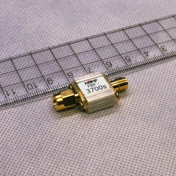 3700 (3600-3800) MHz SAW bandpass filter 1dB bandwidth 200MHz SMA interface