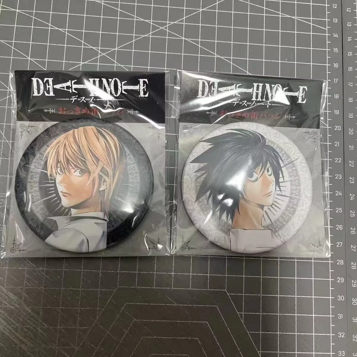 Death Note Anime Badge Light Yagami L Glossy Tin Button Pin Brooch Fans Collectible Lapel Pin Accessory Gift