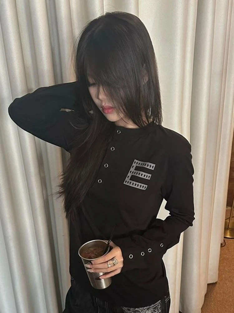 

Punk Skull Print Vintage Black Long Sleeve T-shirts Y2k Aesthetic Casual Button Tshirts Harajuku 2025 Women Grunge Gothic Tops