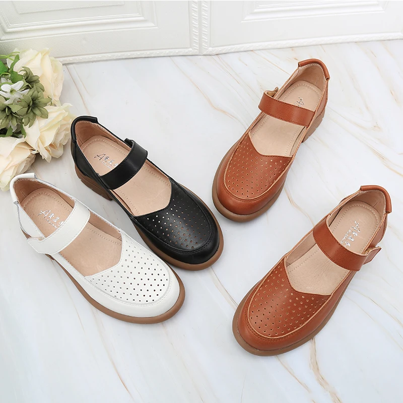 Soft Bottom Flat Sandals Large Size Genuine Leather Sandals Comfortable Sandles for Womans White Round Toe Shoes Hollow Summer