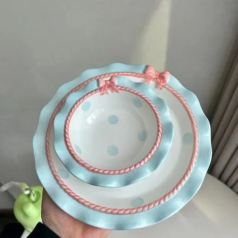 Heart-shaped Bow Wavy Edge Ceramic Dinnerware Set Ideal Cake Presentation, Korean Princess Pastry Platter, Lace-edged Rice Bowls
