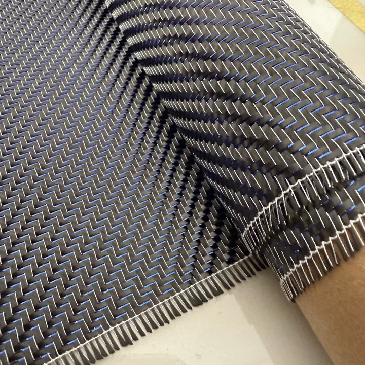 3k 200g 2x2 Twill Plain Echt-Carbonfaser und Metallfaser gemischtes Gewebe, kleine Größe, Muster in Rot, Blau, Lila und Grün. – Detail 2