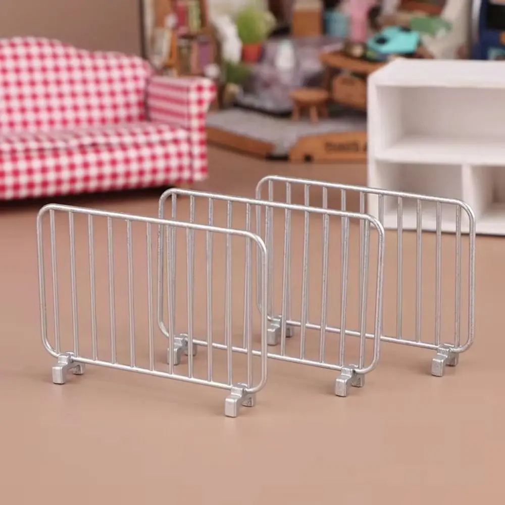 Alloy Dollhouse Simulation Fence Simulation Prop DIY Mini Traffic Protective Railing Micro Scene Construction Fence
