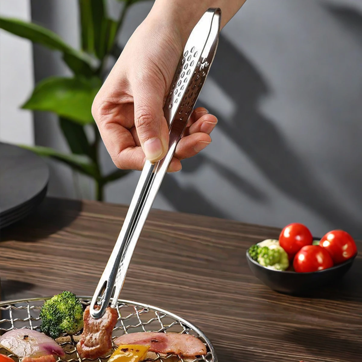 Non-Slip Long Handle Food Tongs Clip 304 Stainless Steel Barbecue Tongs Reusable Steak Clip Buffet BBQ Tools Kitchen Gadgets