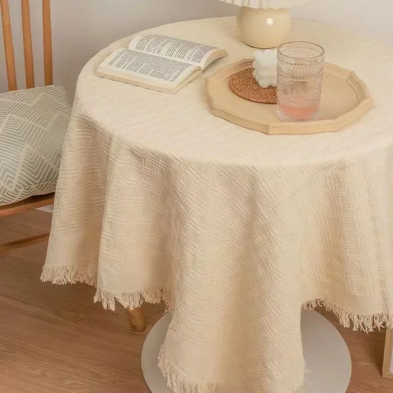 

Beige retro knitted long tea table, dining table cover, sofa, simple and high-end birthday decoration H3R2368