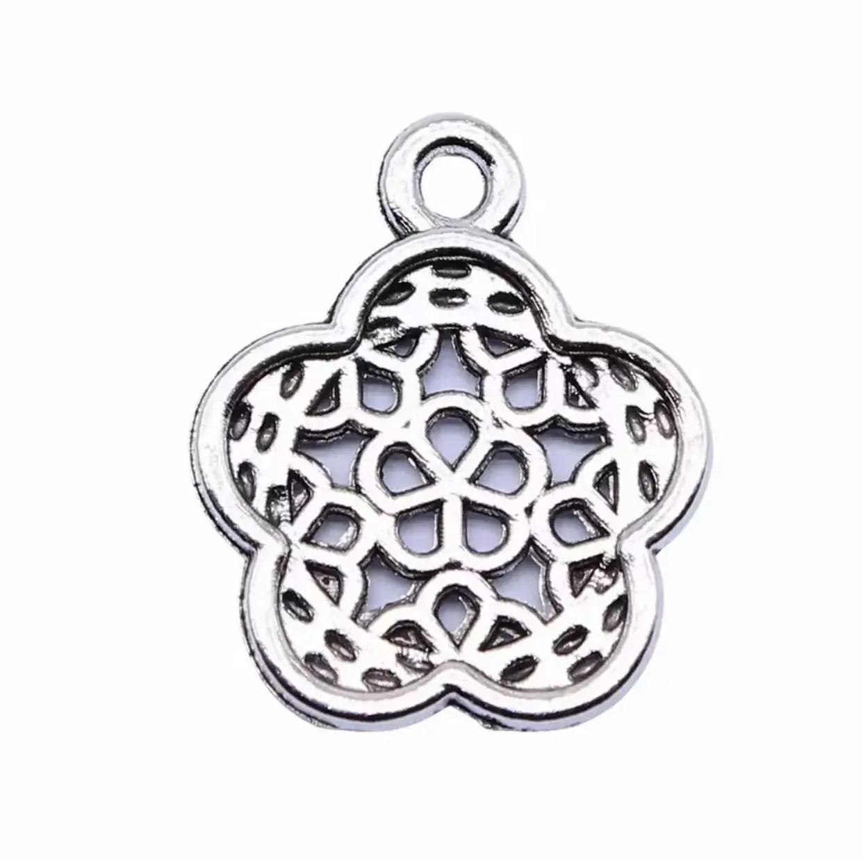 

30pcs 19*16mm Vintage flower shaped hollow pendants for jewelry findings Zinc alloy metal HW3048