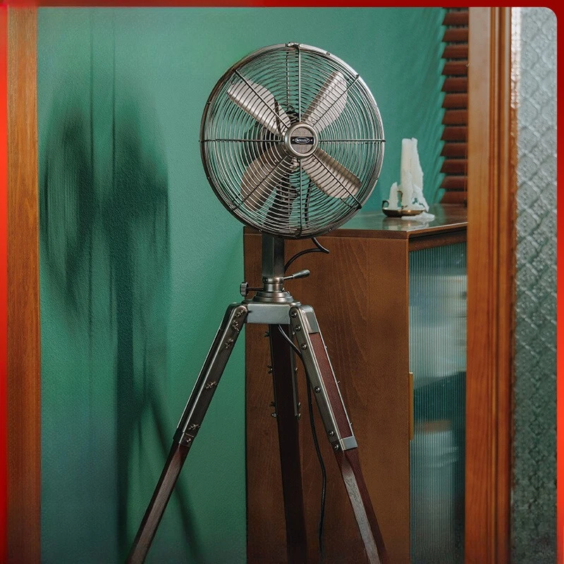 

Retro nostalgic electric fan Metal walnut floor