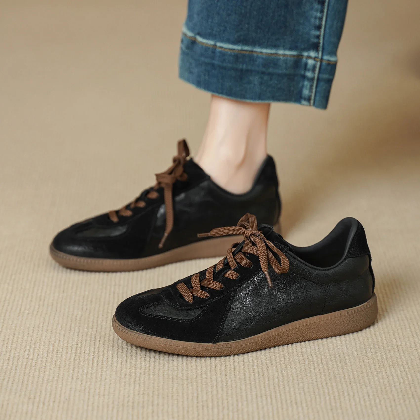 Real Sheepskin Women GAT Sneakers Vintage German Trainer Shoes Soft Leather Lace Up Gum Sole Leather Lining Spring Autumn Flats