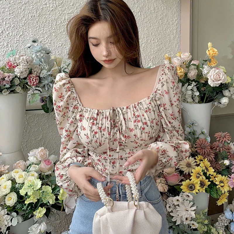 Summer Square Collar Blouse Women Floral Print FRetro Sweet Female Long Sleeves Chiffon Shirt Fashion Short Tops