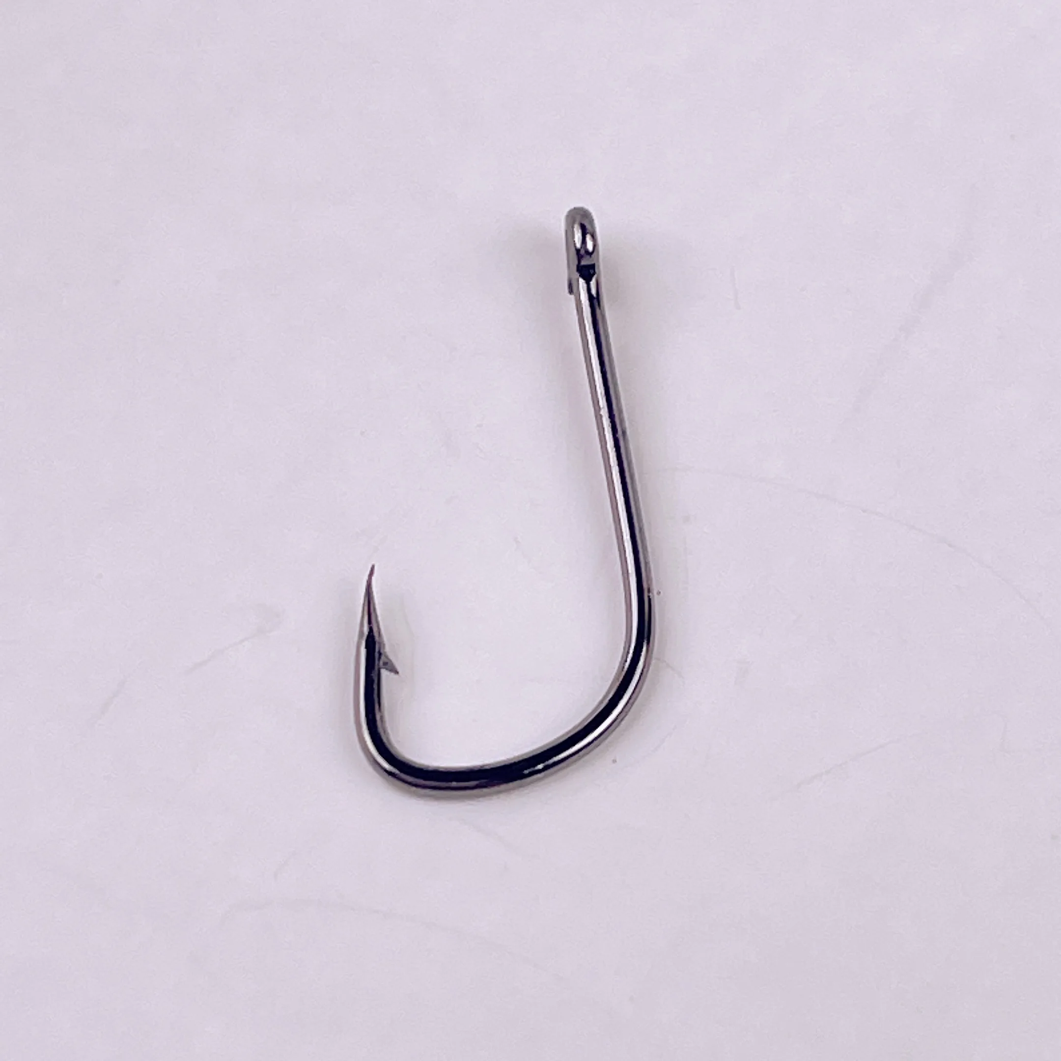 Sleeved Fishing Hook Made Of Carbon Steel In Bulk Competitive Without Barbs And Thorns