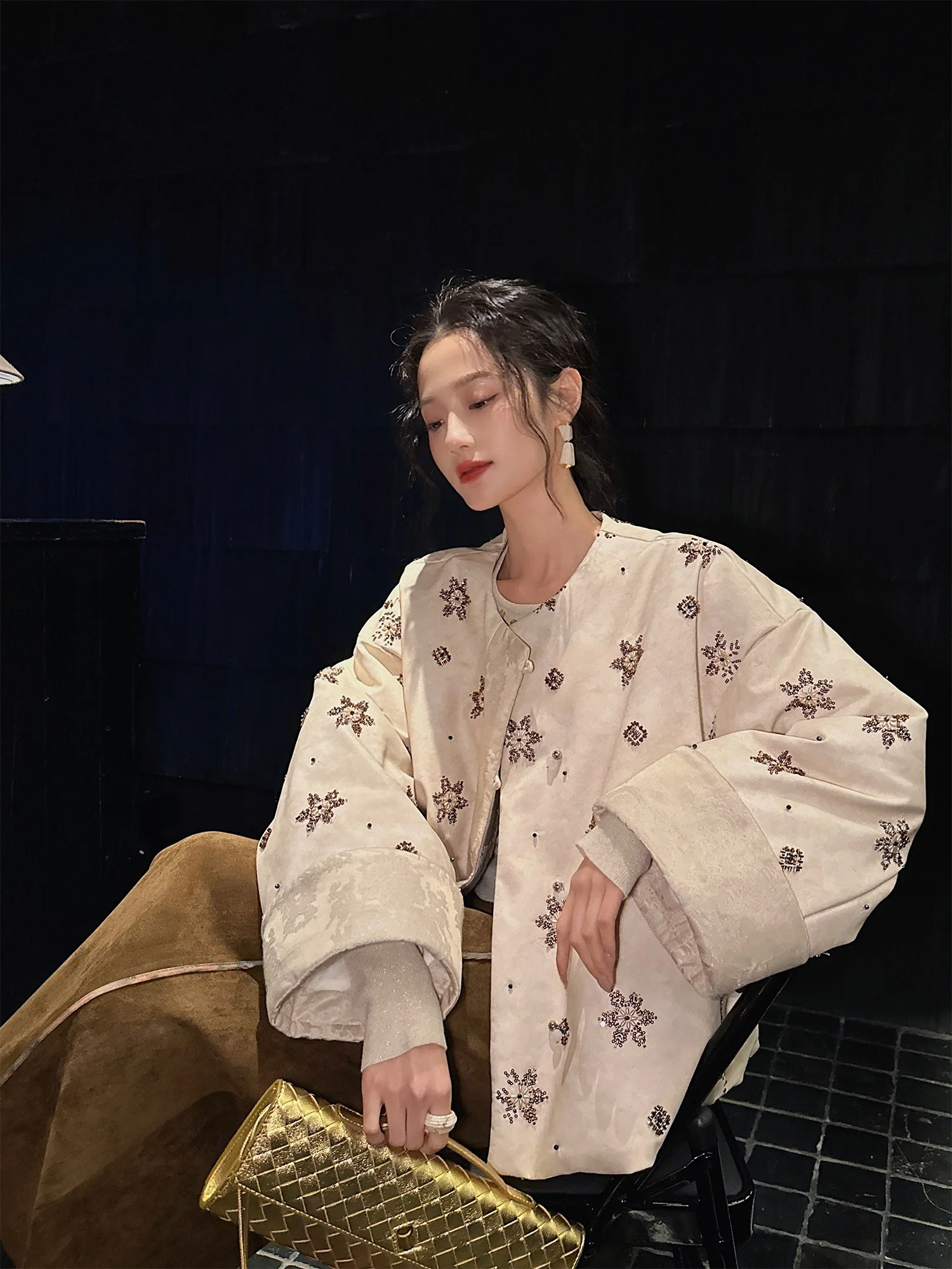 

Sanji Bla Flower ort Embroidered Pearl down Jaet New Chinese Sle Winter Women's Outerwear Beautiful Winter Clothes