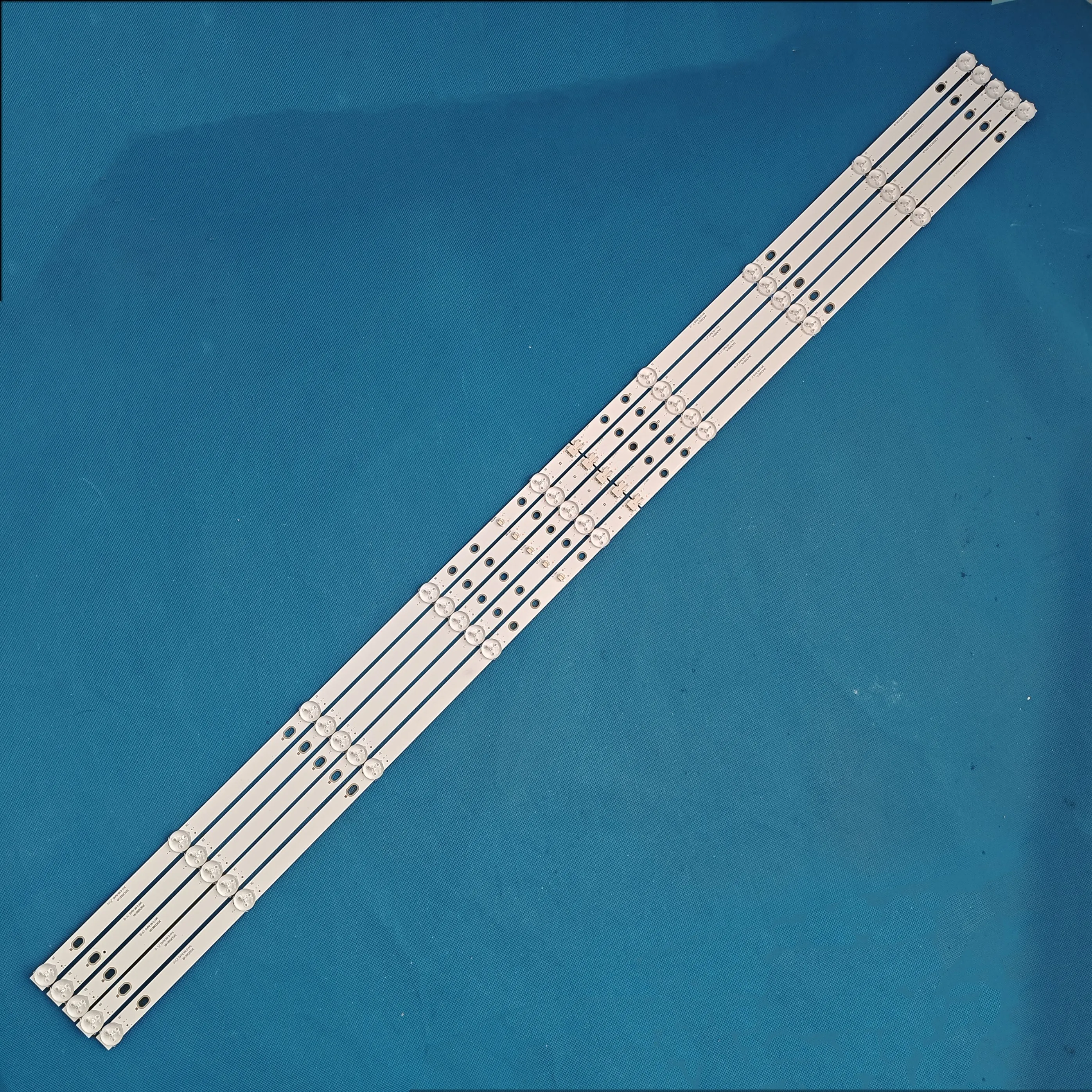 

Светодиодная лента подсветки для VIOS VI-95935 Jvc Si55u rca Rnsmu5536-b Dled55smd 5x9 0002.A-1 55A06 Vi-95935 Si55u JL.D55091330-315AR