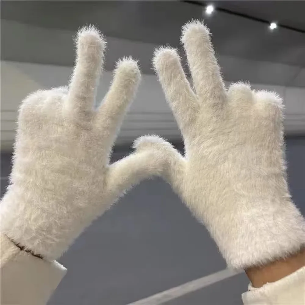 Cute Thickened Furry Gloves Solid Color Warm Winter Gloves Cold-proof Breathable Five Finger Gloves Winter