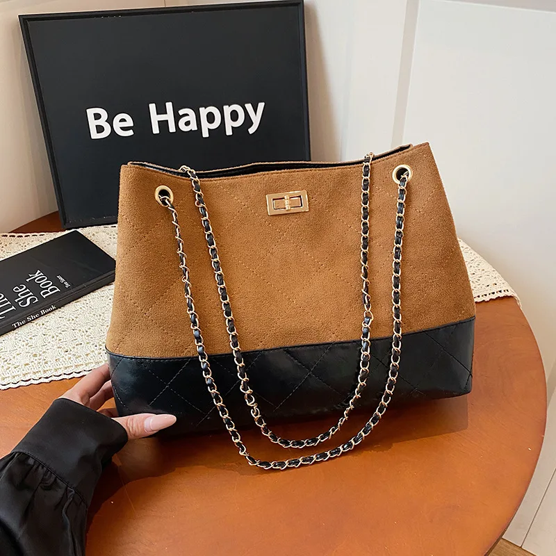 Korean Style Large Capacity Quilted Chain Bag Suede Single Shoulder Handbag Simple Tote Bag for Women Casual Chic Trend