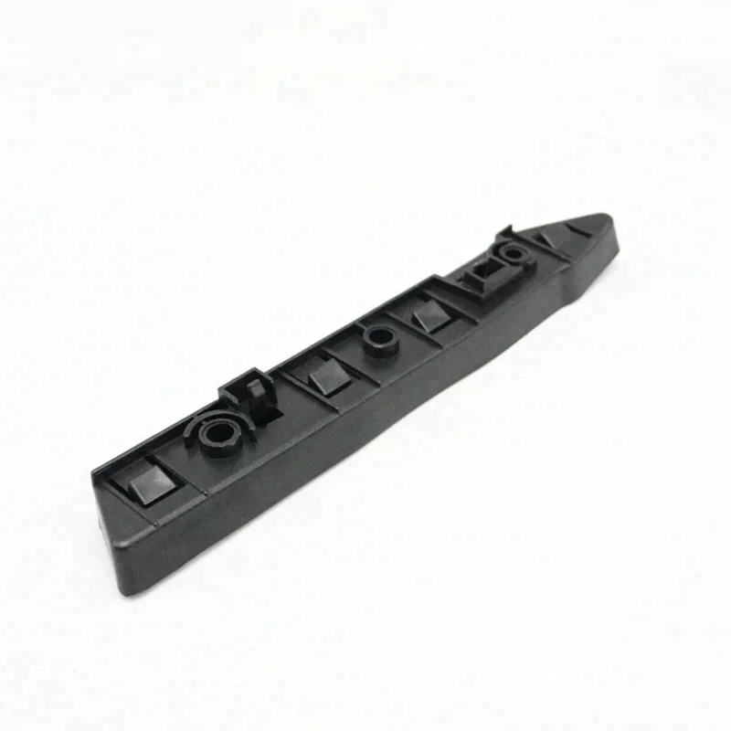 AS96-قوس الشريط الأمامي المصد الأمامي الاحتفاظ كليب قوس لمازيراتي كواتروبورتي 2014-2018 670001608 670001609