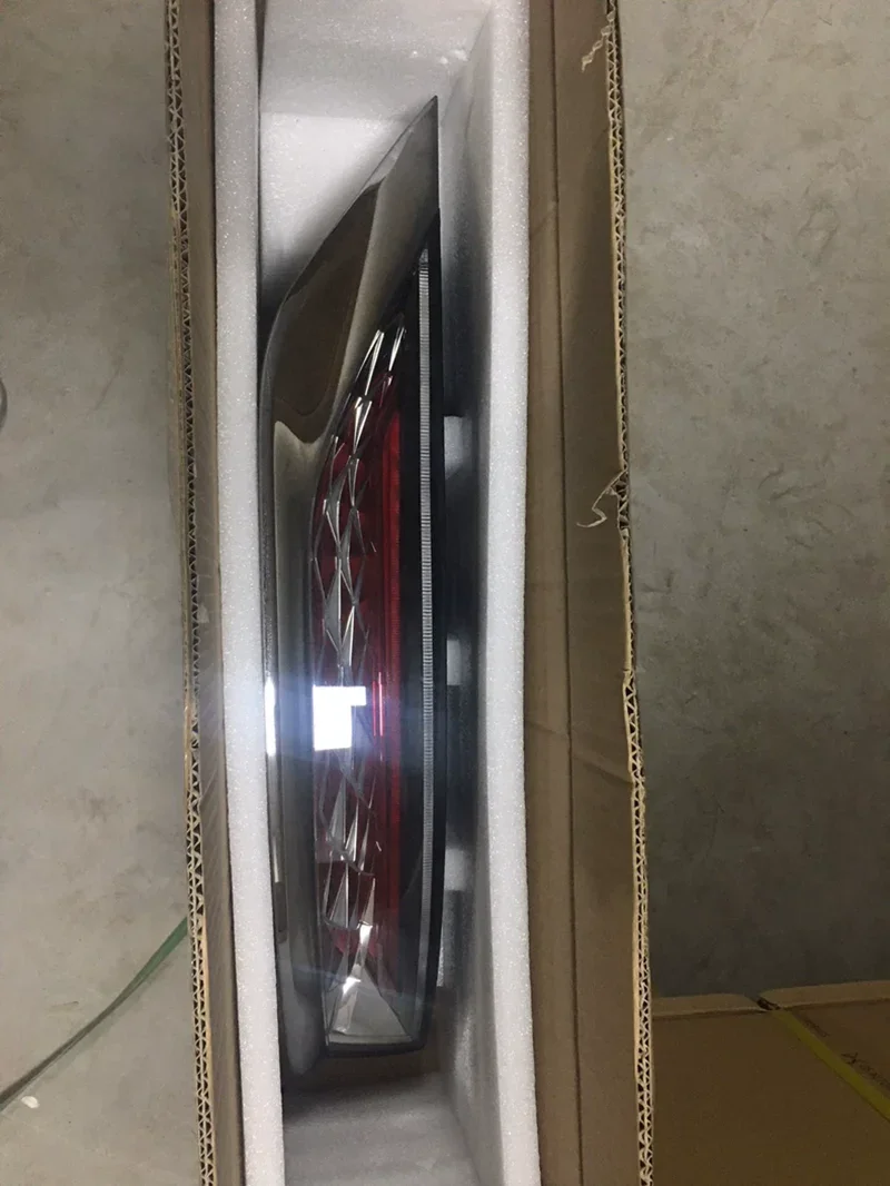 Car Led Taillight F…
