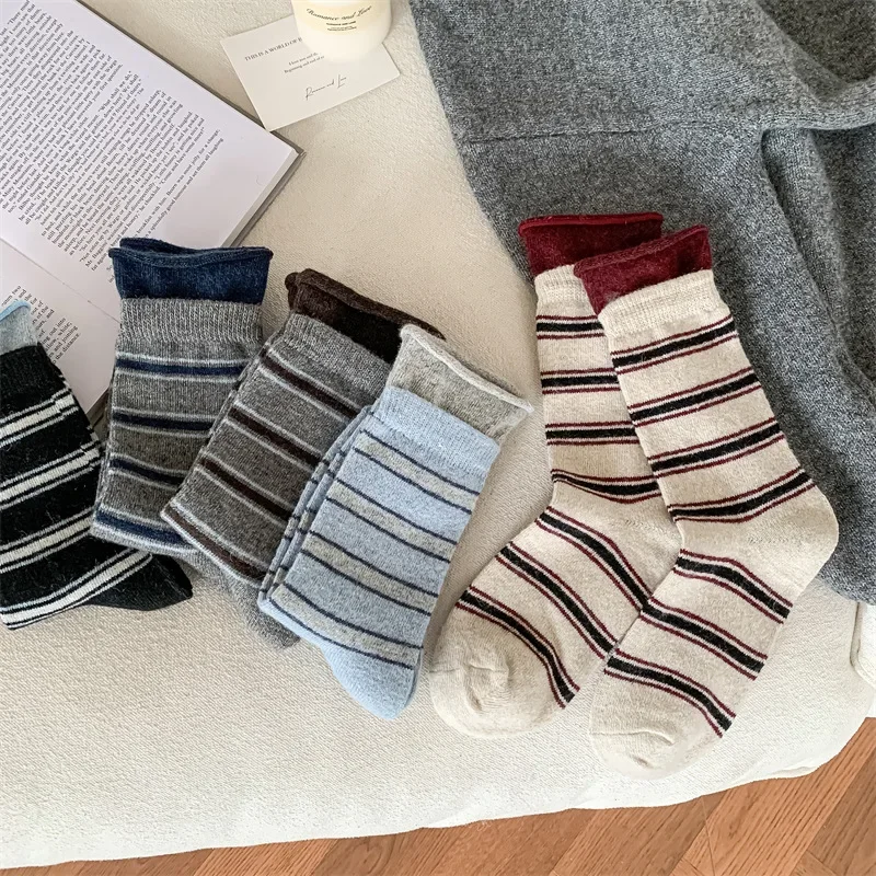 10 pairs of women's autumn winter thick warm new striped mid tube socks sweat absorbing simple comfortable casual socks
