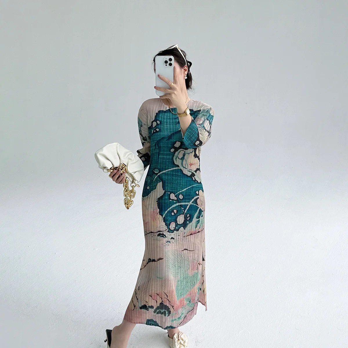 

Miyake Fold 2025 Spring and Autumn New National Style Fold Ink Painting Printed Dress for Women, Elegant and Loose Long Dress