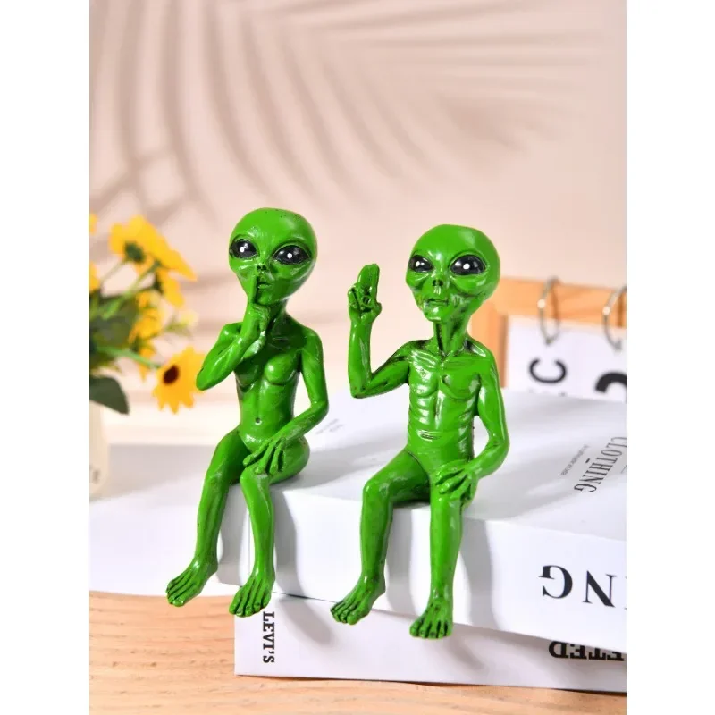 Resin Statue Resin Alien Ufo Outdoor Dwarf Garden Statue Decoration Dwarf Decoration