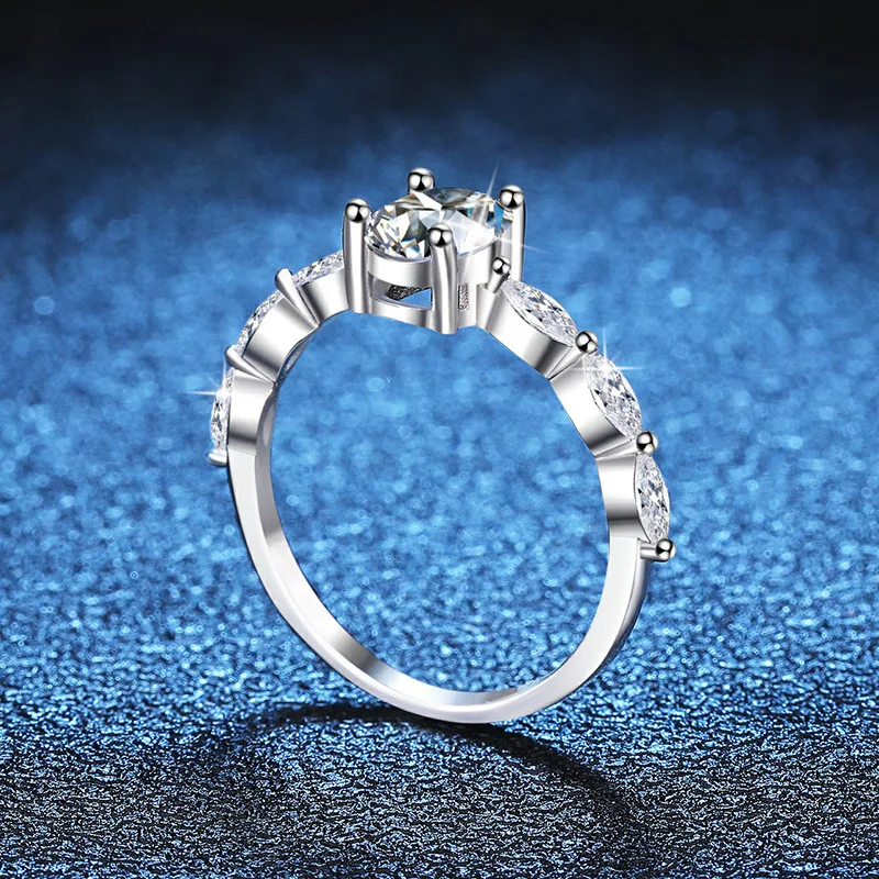 PT950 البلاتين مجموعة حمامة البيض 1-قيراط مويسانيتي خاتم اقتراح خاتم الماس الكلاسيكية حقيبة مربعة المرأة خاتم PT950 بصمة