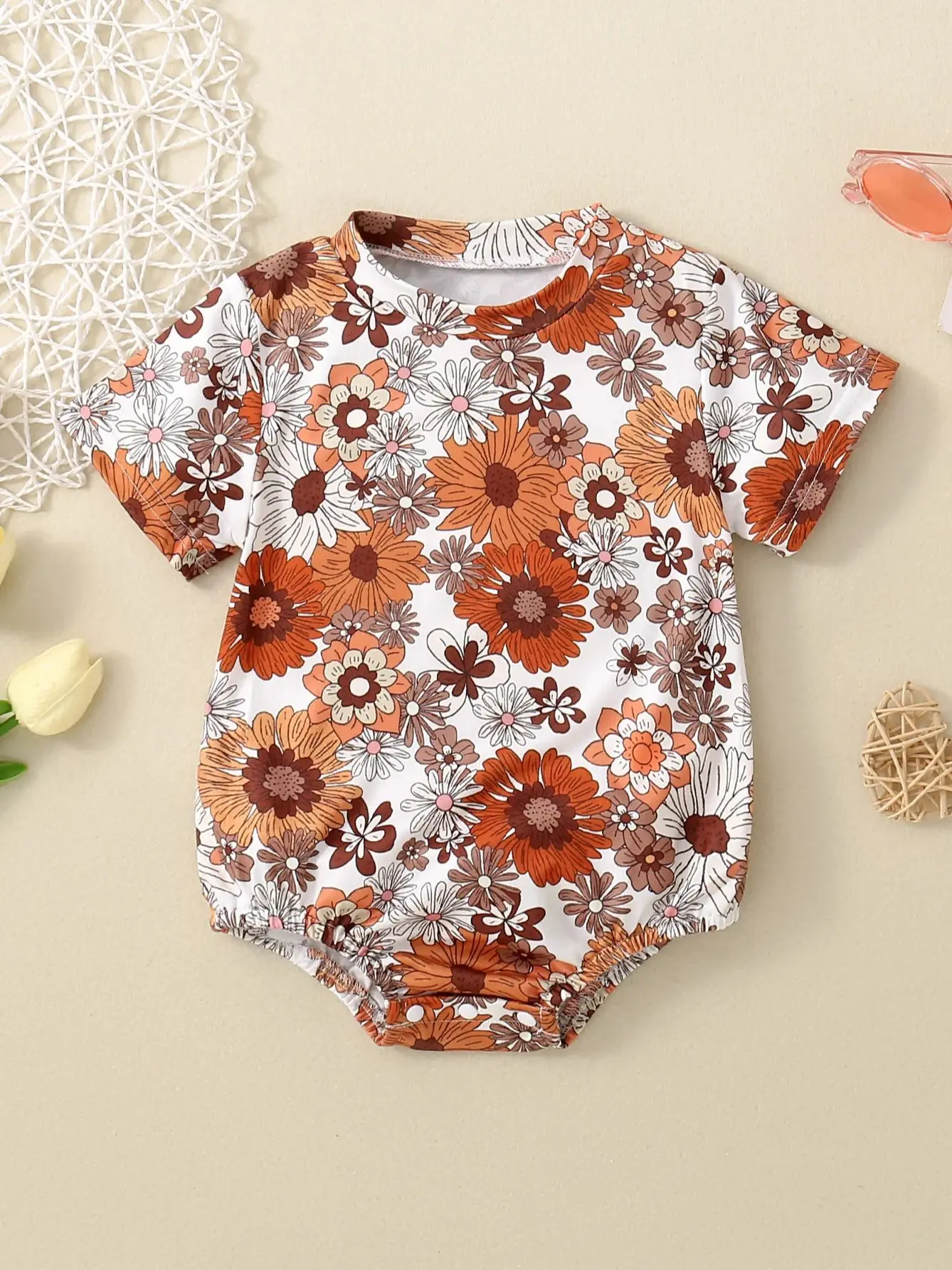 Baby Toddler Floral Print Short Sleeve round Neck Romper Triangle Design Infant Clothing Easy-On Onesie for Little Ones