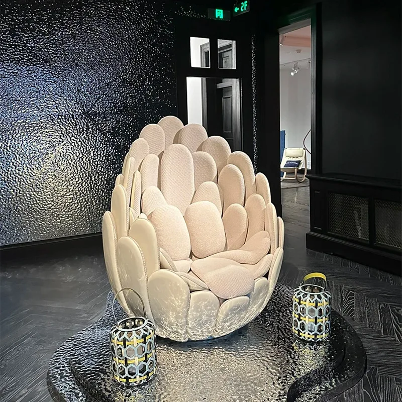 Creative special-shaped bird's nest sofa villa hotel homestay single sofa chair light luxury niche flower petal back chair