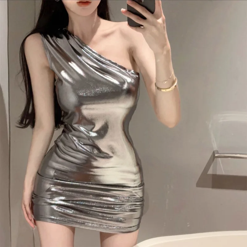 

2023 New Summer Fashion Pure Desire Spicy Girl Sexy Bar Oblique Shoulder Off Back Tight Night Club Bounce Di Wrap Hip Dress