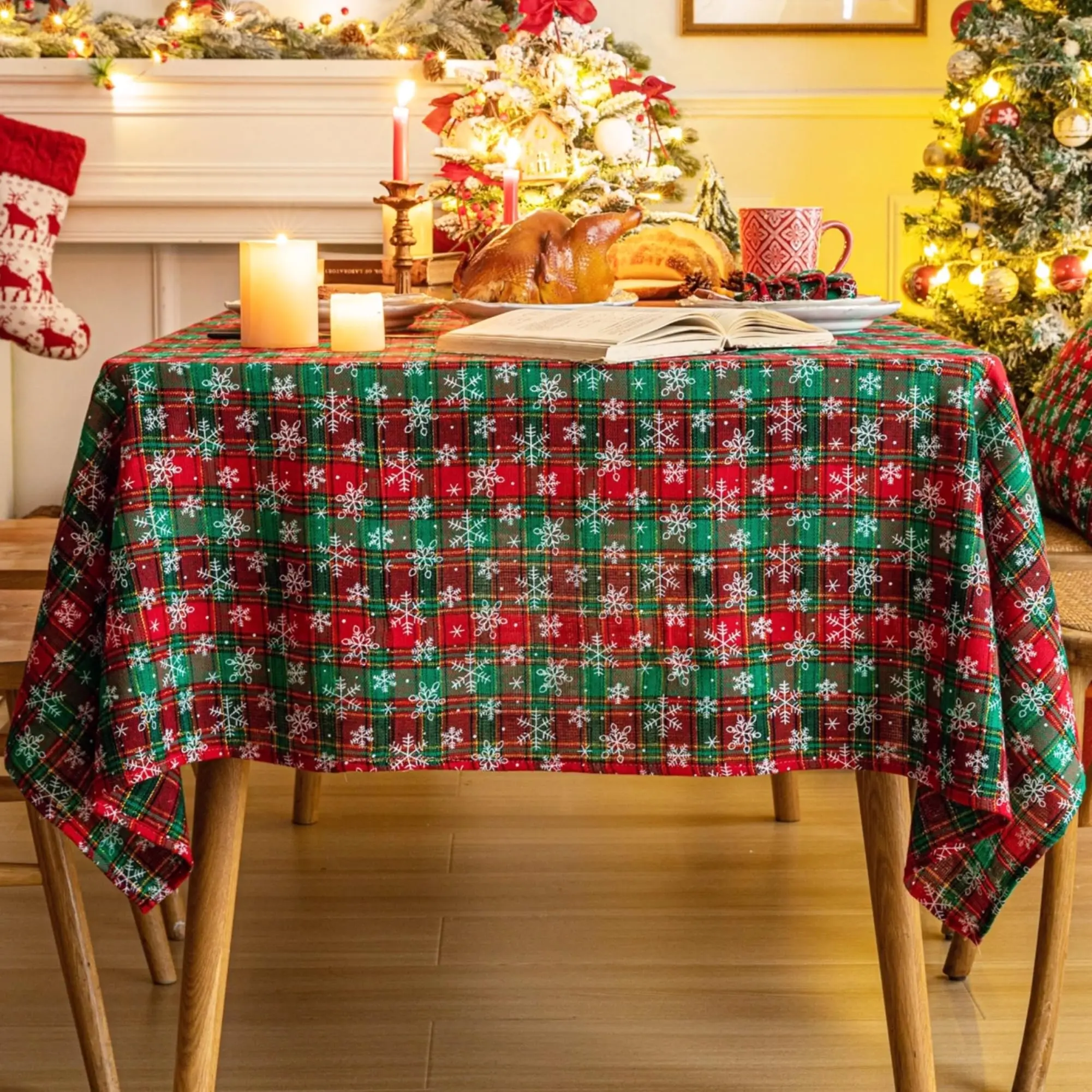 

Christmas Checkered Tablecloth Buffalo Plaid Snowflake Tablecloths,Xmas Winter Washable Table Cover for Party Dining Table Decor