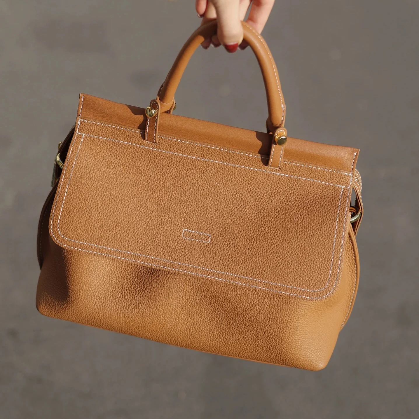 

Натуральная кожа, новинка 2025 года, верхний слой из воловьей кожи, большая вместительная сумка через плечо на одно плечо, модная женская сумка