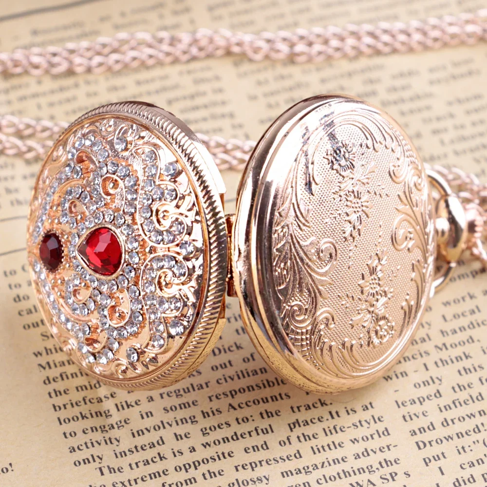 Clamshell Women Retro Quartz Pocket Watch High Quality Luxury Vintage Pendant Clock Chain Pocket Watch Women Gift