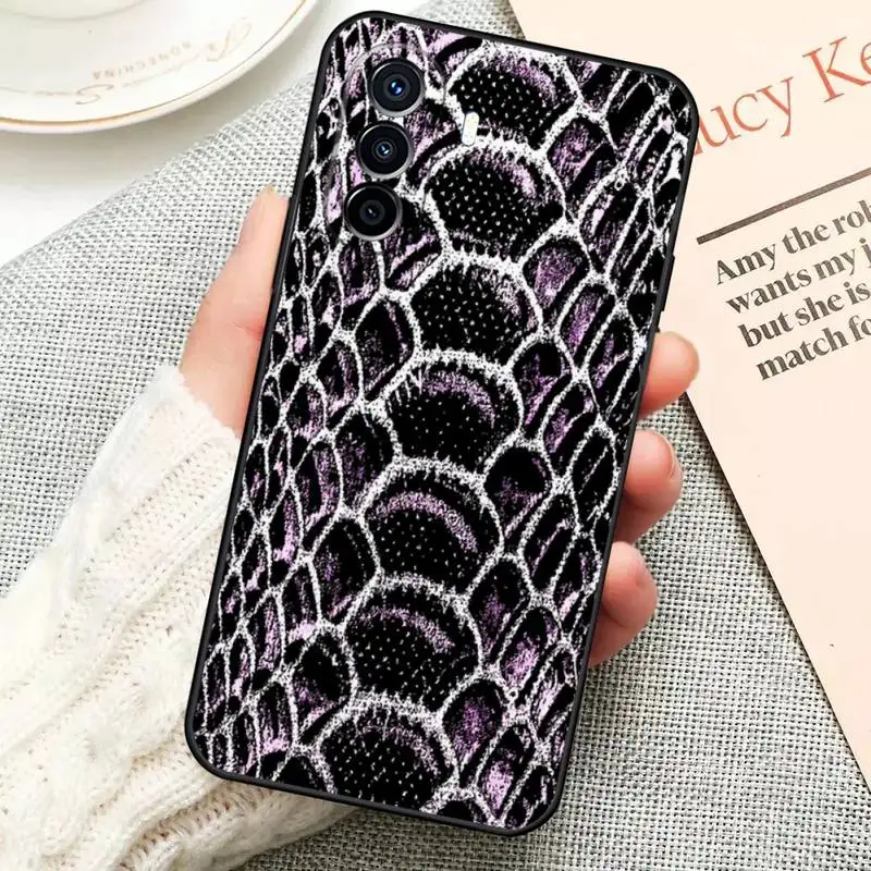 Stylish Snake Skin Phone Case For Honor 8X 30 50 70 60 7A Pro 20 10 Lite 8S 9X 10I 20I Psmart Z Funda Shockproof Cover