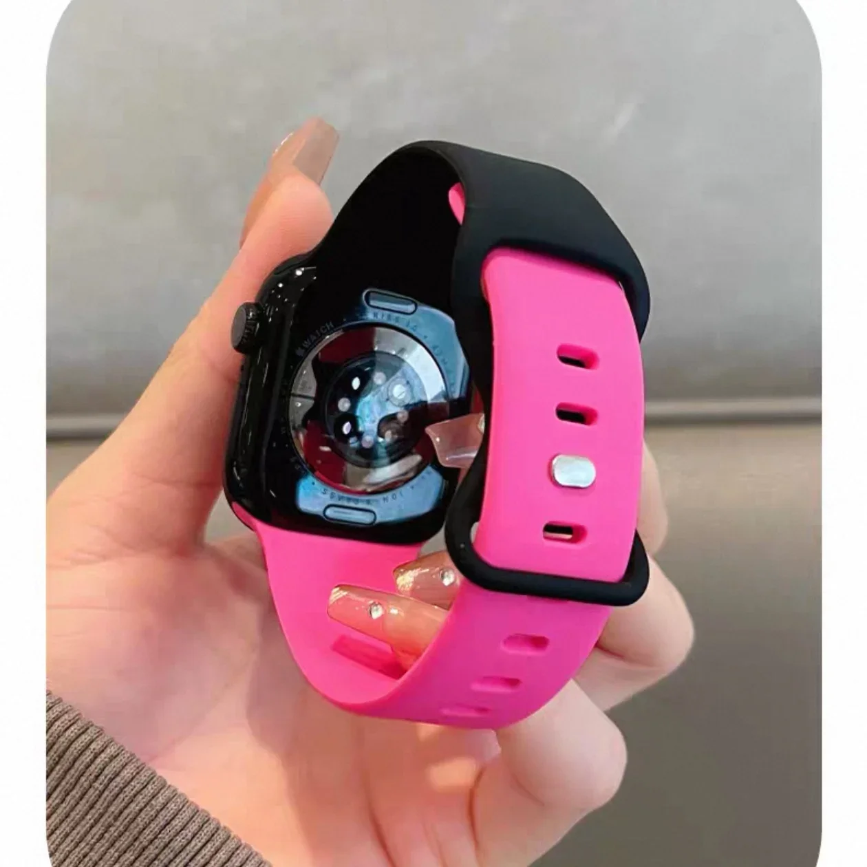 Advanced Double Color Silicone Strap For Apple Watch band women Series 10/9/8/7/6/5/4/3 38mm 40mm 41mm 42mm 44mm 45mm 46mm 49mm