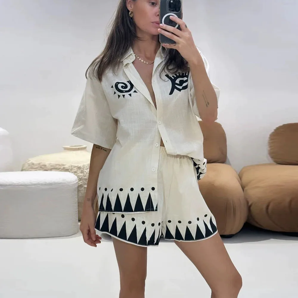 

2025 Fashion Women Shirts And Shorts 2 Piece Sets Summer Print Short Sleeve Shirt Elastic Waist Shorts Two Peice Set Outfit