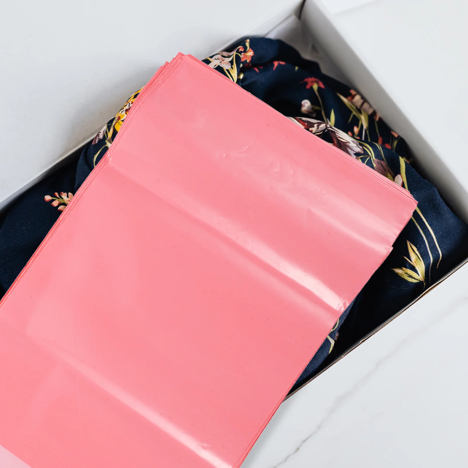 

100pcs Large Thicken Self-Seal Shipping Bags For Clothing Books Poly Mailers Packaging Envelopes Courier Pouch Disposable