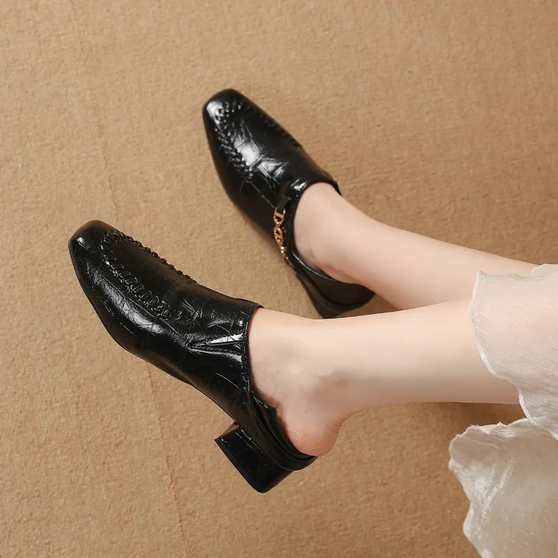Spring and Autumn New Metal Decorative Square Head Deep Mouth Soft Bottom Coarse Follow Up Shoes